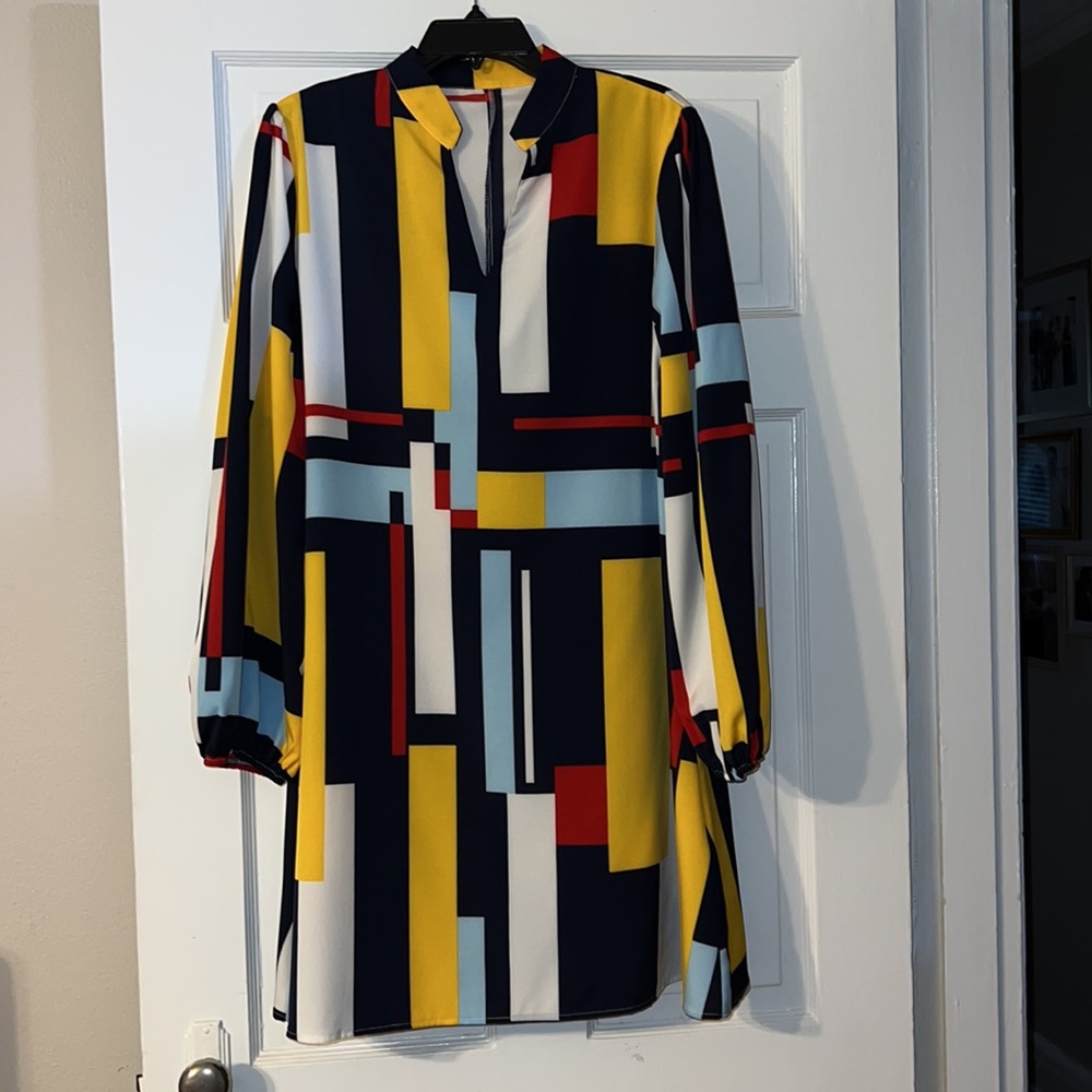 Lanterns style geometric print dress. NWOT
